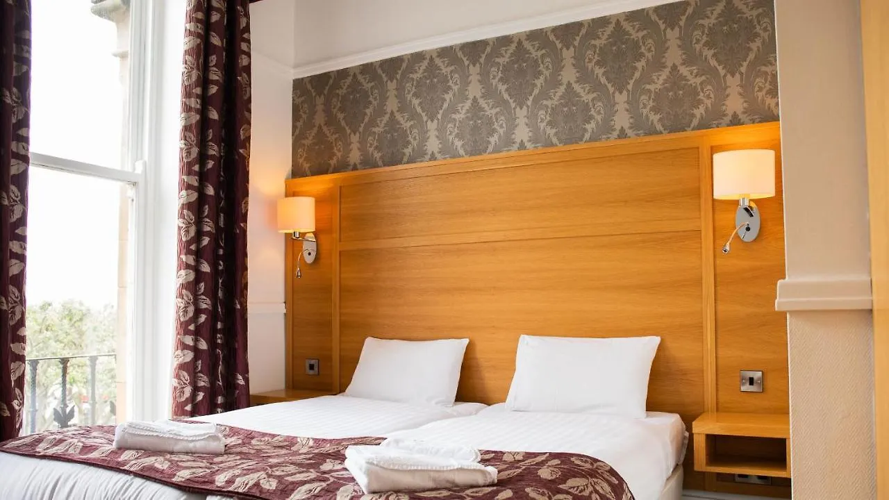 Ambassador Rooms 斯卡伯勒 3*,  英国