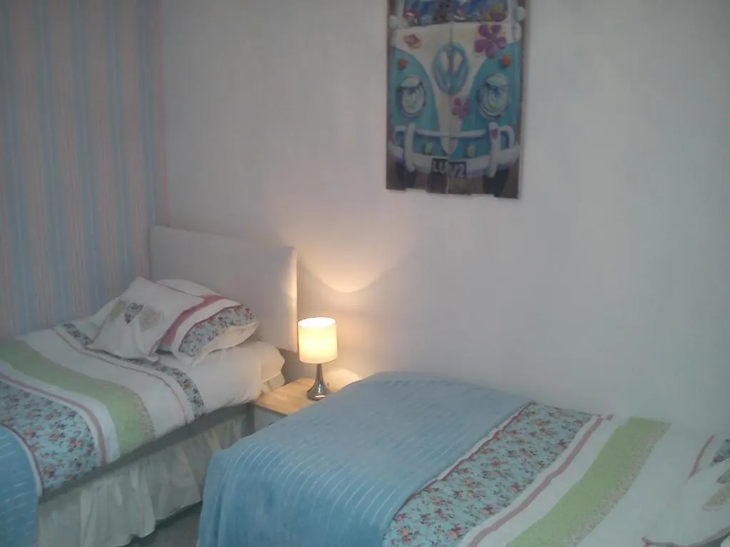 Ambassador Rooms 斯卡伯勒 酒店